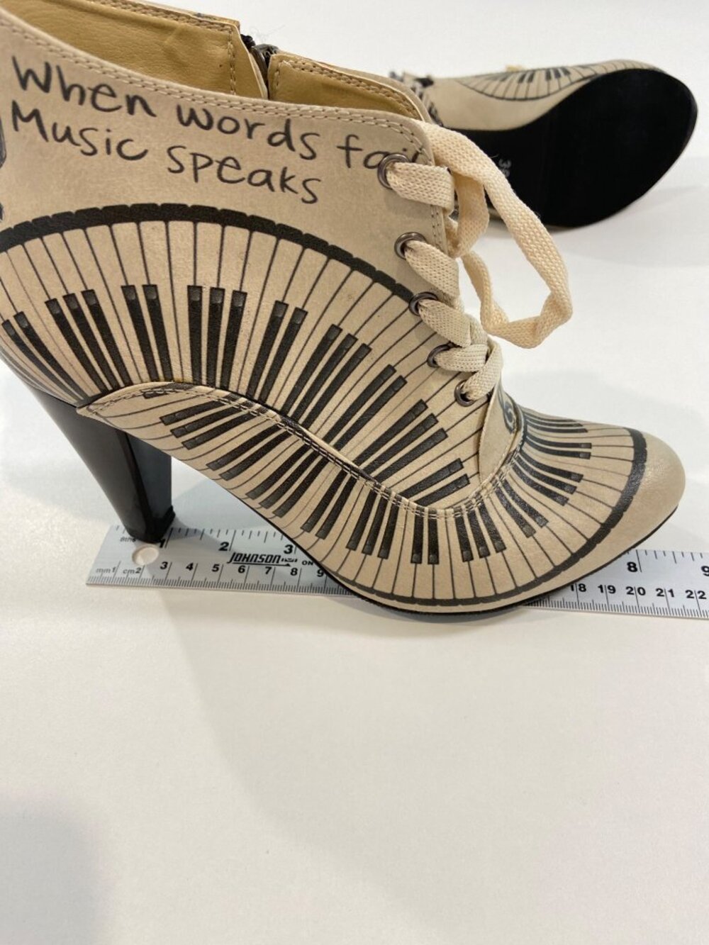 Music Note Piano Keyboard Shoes Music Teacher Novelty Flats Black White Size 38 - Picture 10 of 14